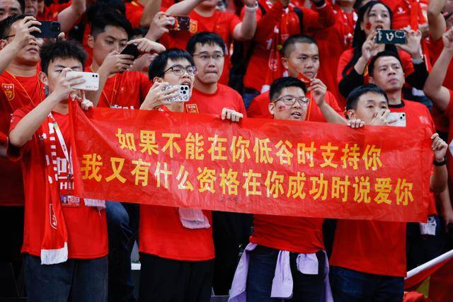 威尔希尔谈福登与纳斯里的个性，以及执教生涯的感悟